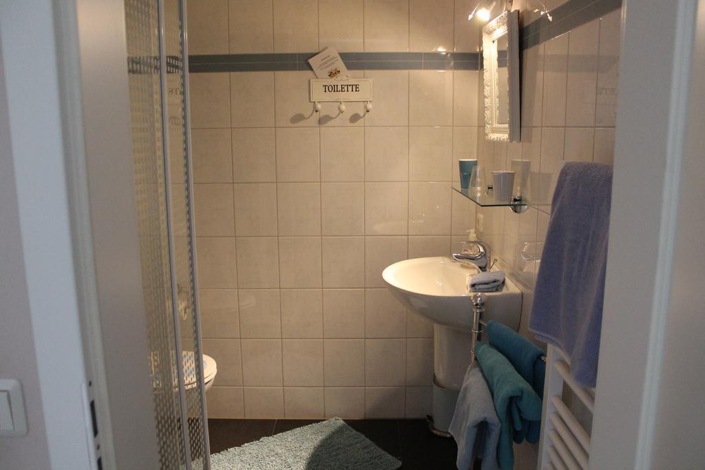 Hotel Groote Engel Emlichheim Habitación foto